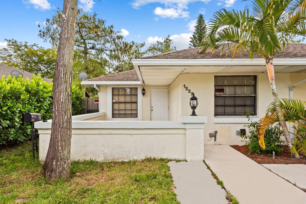 Photo of 1229 Hyacinth Place, Wellington, FL 33414 (MLS # R11079785)
