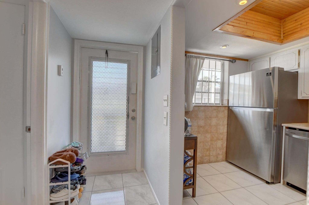 Photo of 899 SE 2nd Avenue #215, Deerfield Beach, FL 33441 (MLS # B26071953)