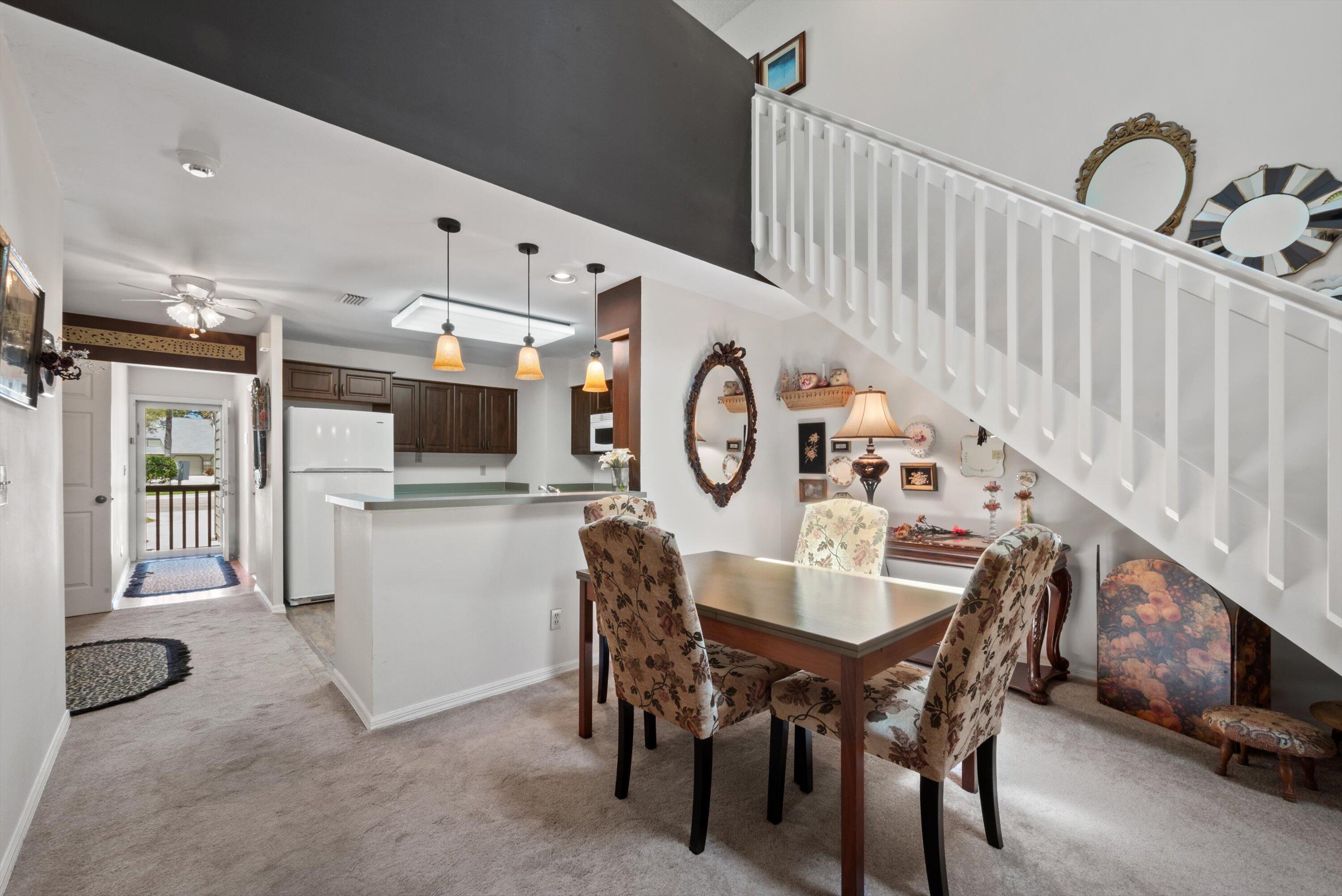 HOLLY CREEK - Residential