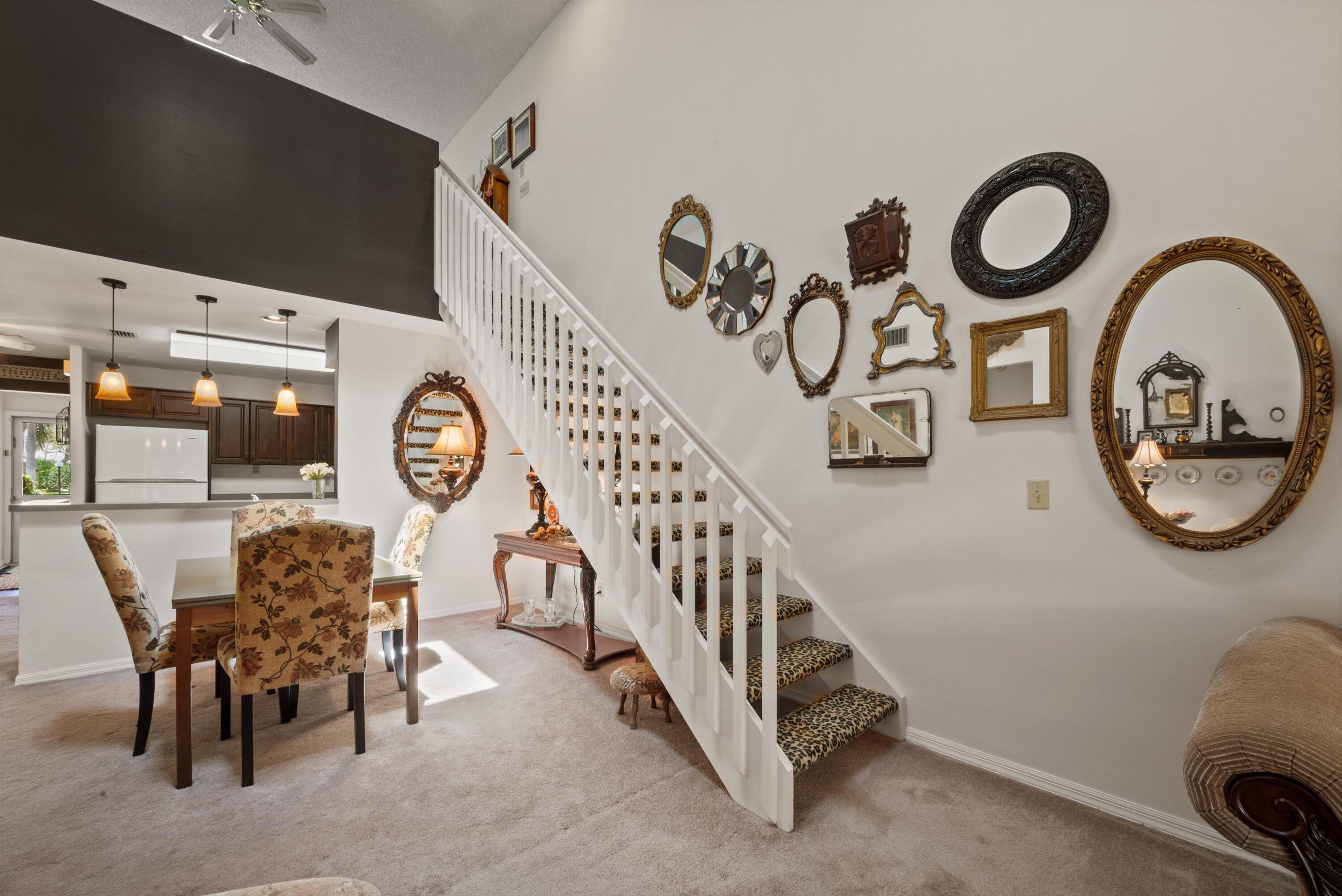 HOLLY CREEK - Residential