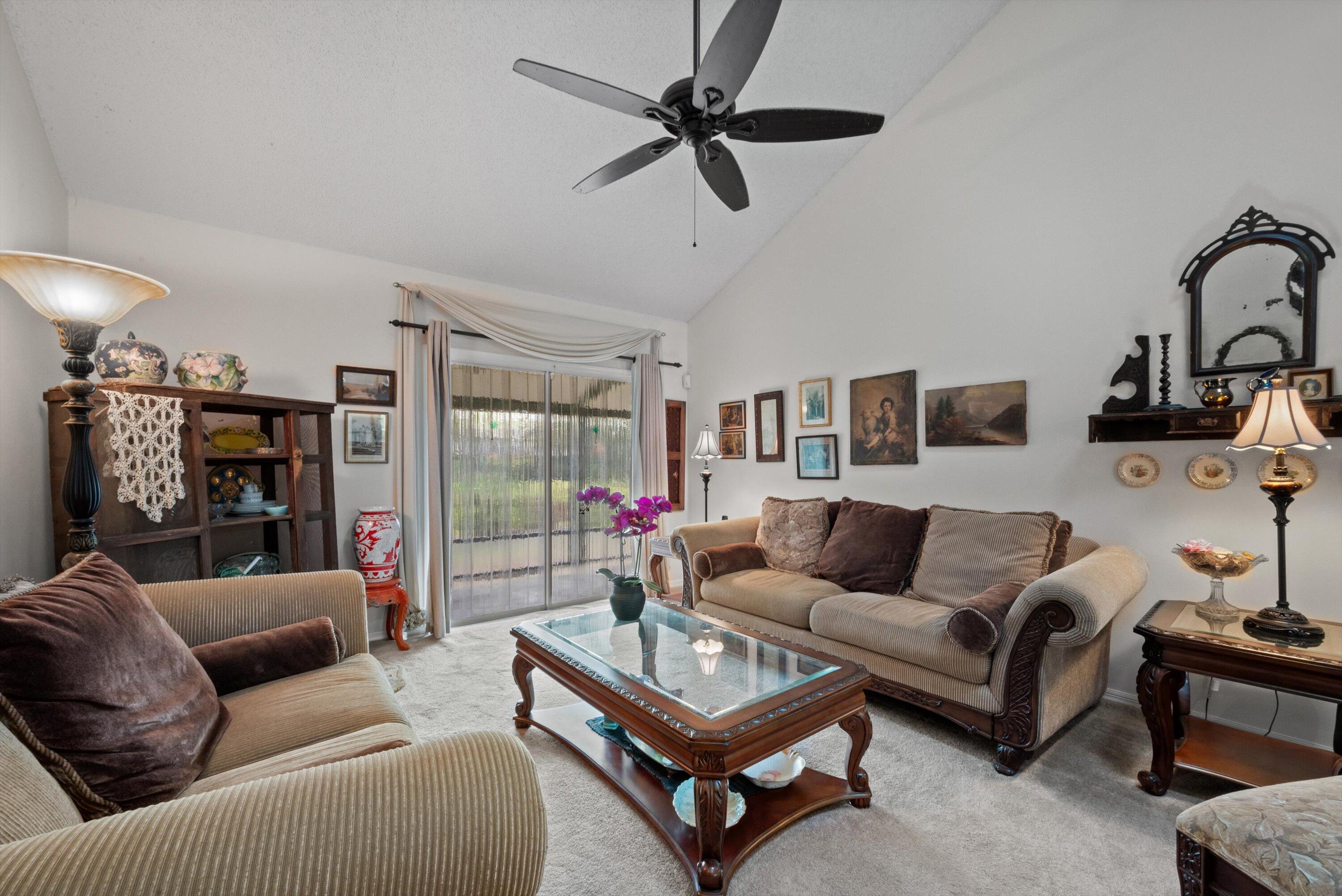 HOLLY CREEK - Residential