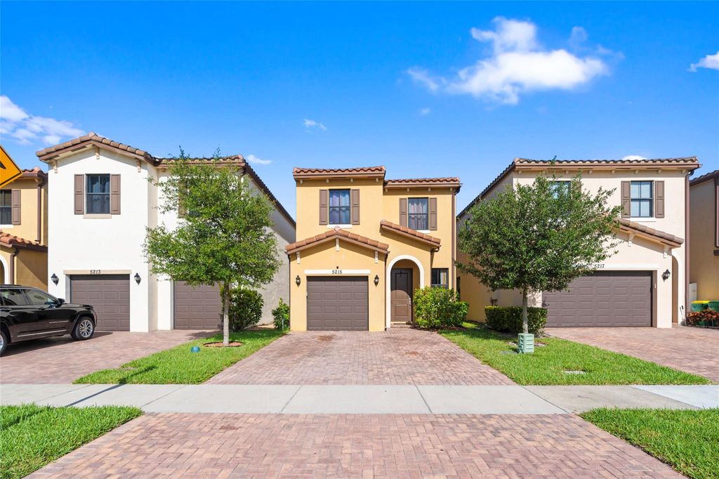 Photo of 5215 NW 50th Ter, Tamarac, FL 33319 (MLS # F10514749)