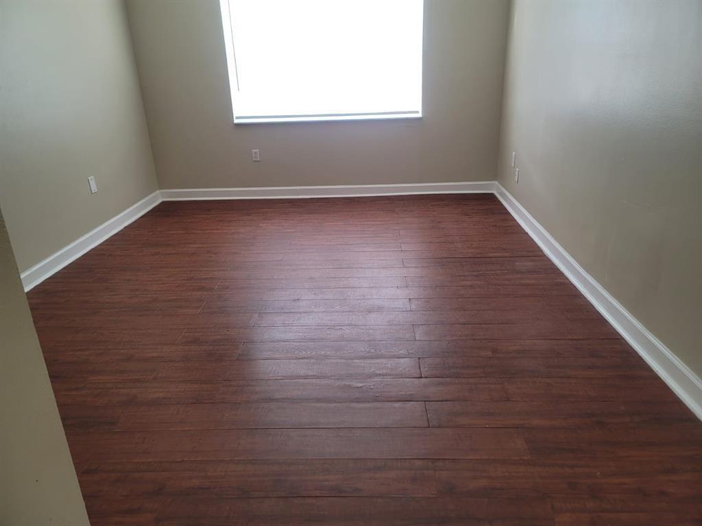 Heritage Circle Condo - Residential Lease