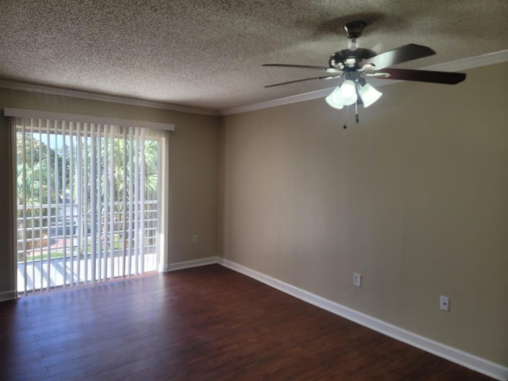 Heritage Circle Condo - Residential Lease