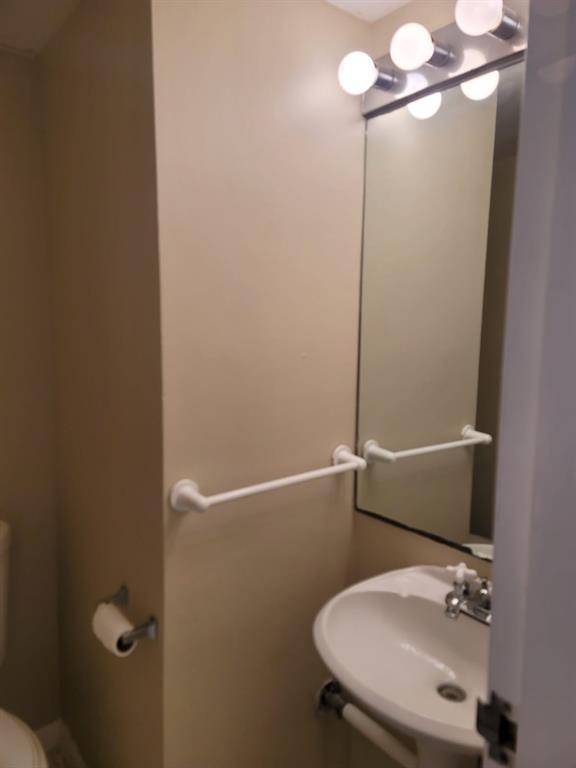 Heritage Circle Condo - Residential Lease