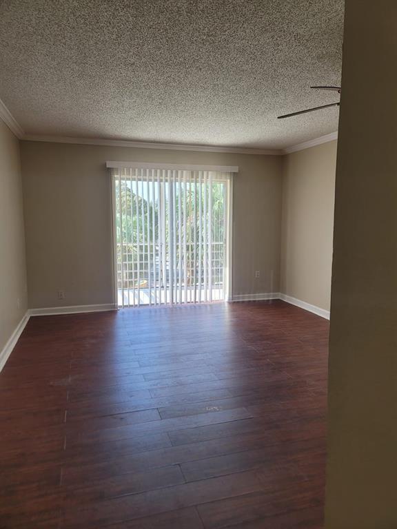 Heritage Circle Condo - Residential Lease