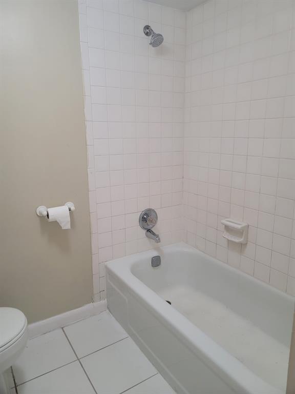 Heritage Circle Condo - Residential Lease