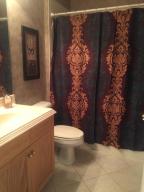 Madison Green 1 Pars F, G - Residential Lease