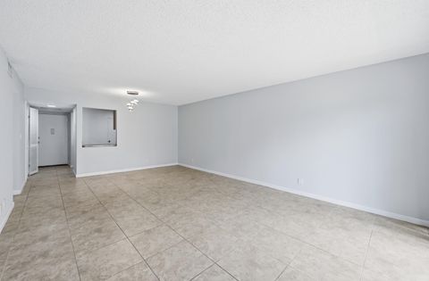 Tiny photo for 7541 NW 16th Street #1211, Plantation, FL 33313 (MLS # B26010669)