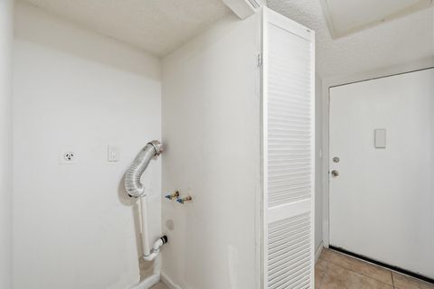 Tiny photo for 7541 NW 16th Street #1211, Plantation, FL 33313 (MLS # B26010669)