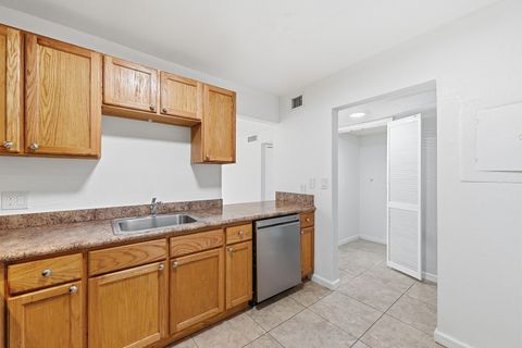 Tiny photo for 7541 NW 16th Street #1211, Plantation, FL 33313 (MLS # B26010669)
