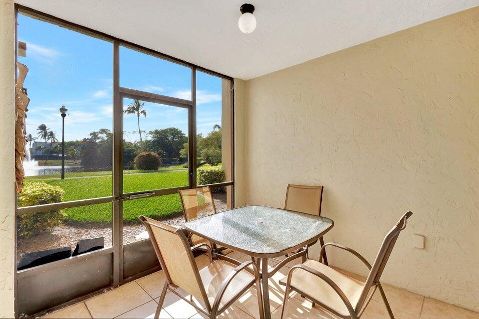 LAKESIDE CONDO - Residential Lease