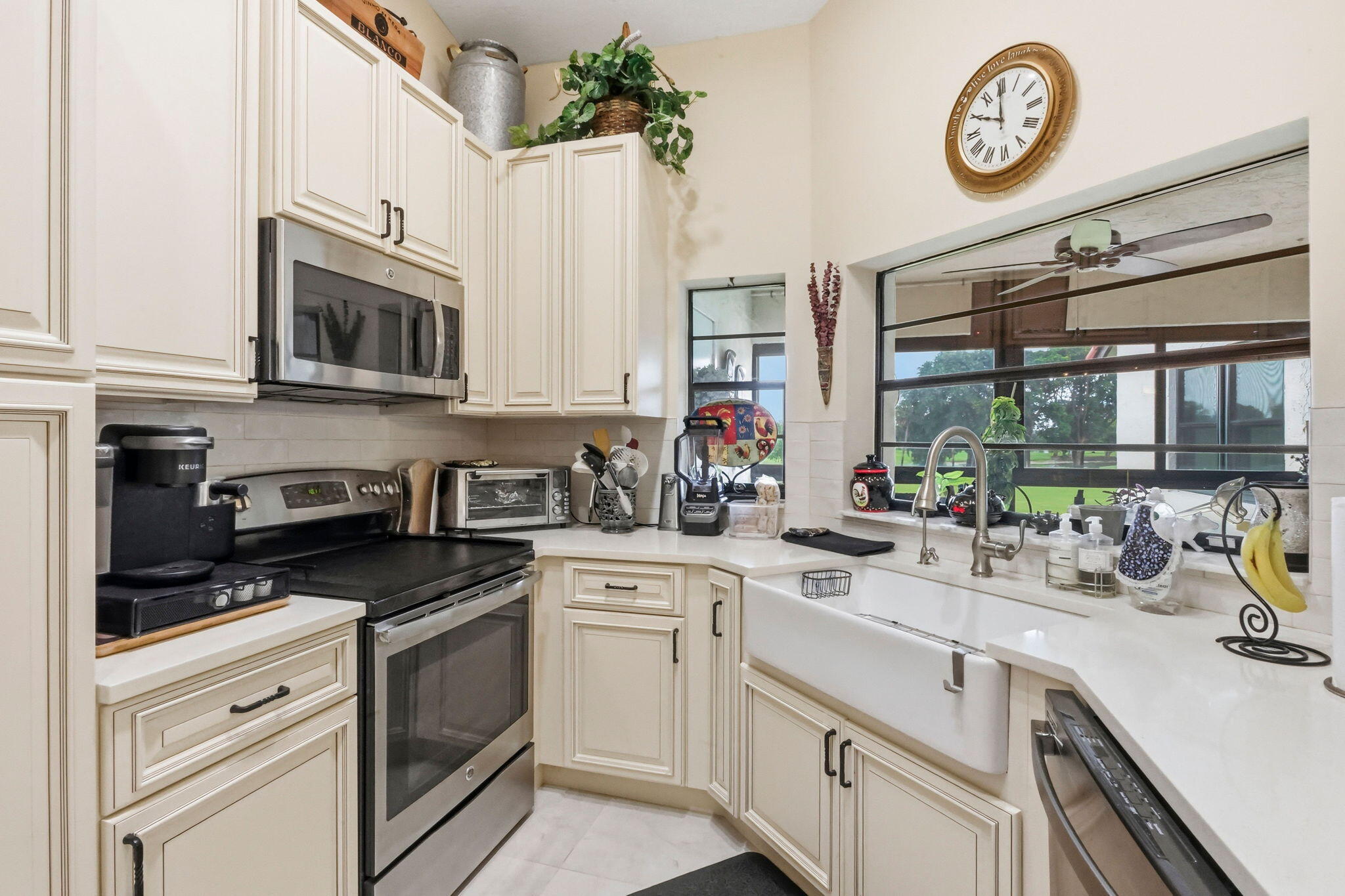 5853 Parkwalk Drive