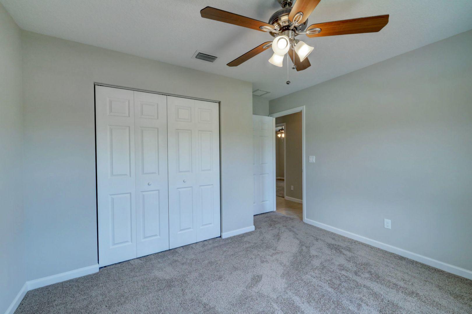 PORT ST LUCIE SECTION 15 - Residential Lease