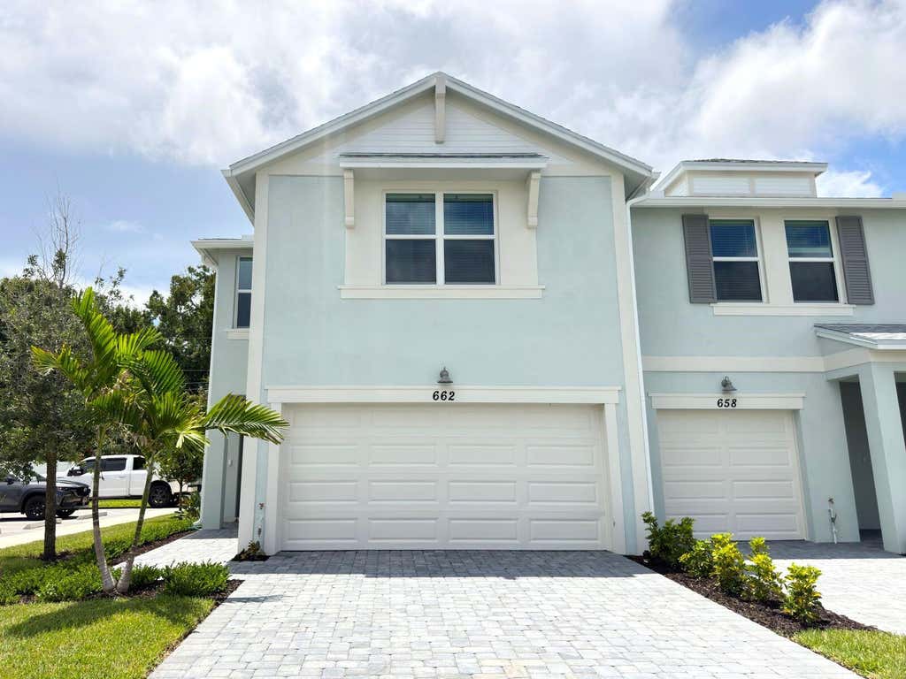 Photo of 662 Salisbury Circle, Fort Pierce, FL 34982 (MLS # B26063786)