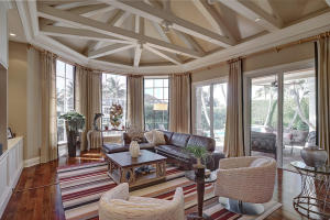 ROYAL PALM YACHT & COUNTR - Residential