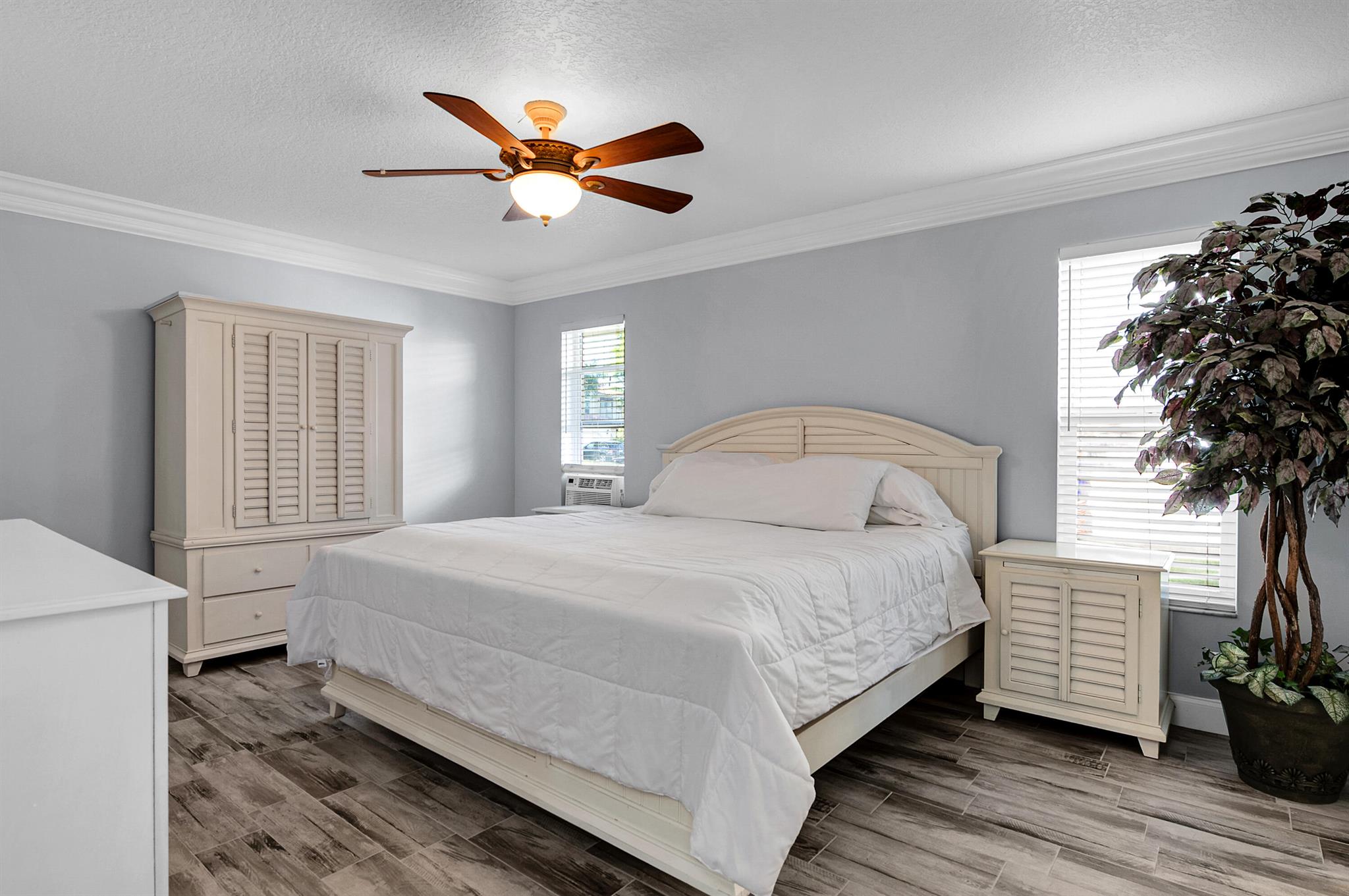 PALM BEACH FARMS - Residential