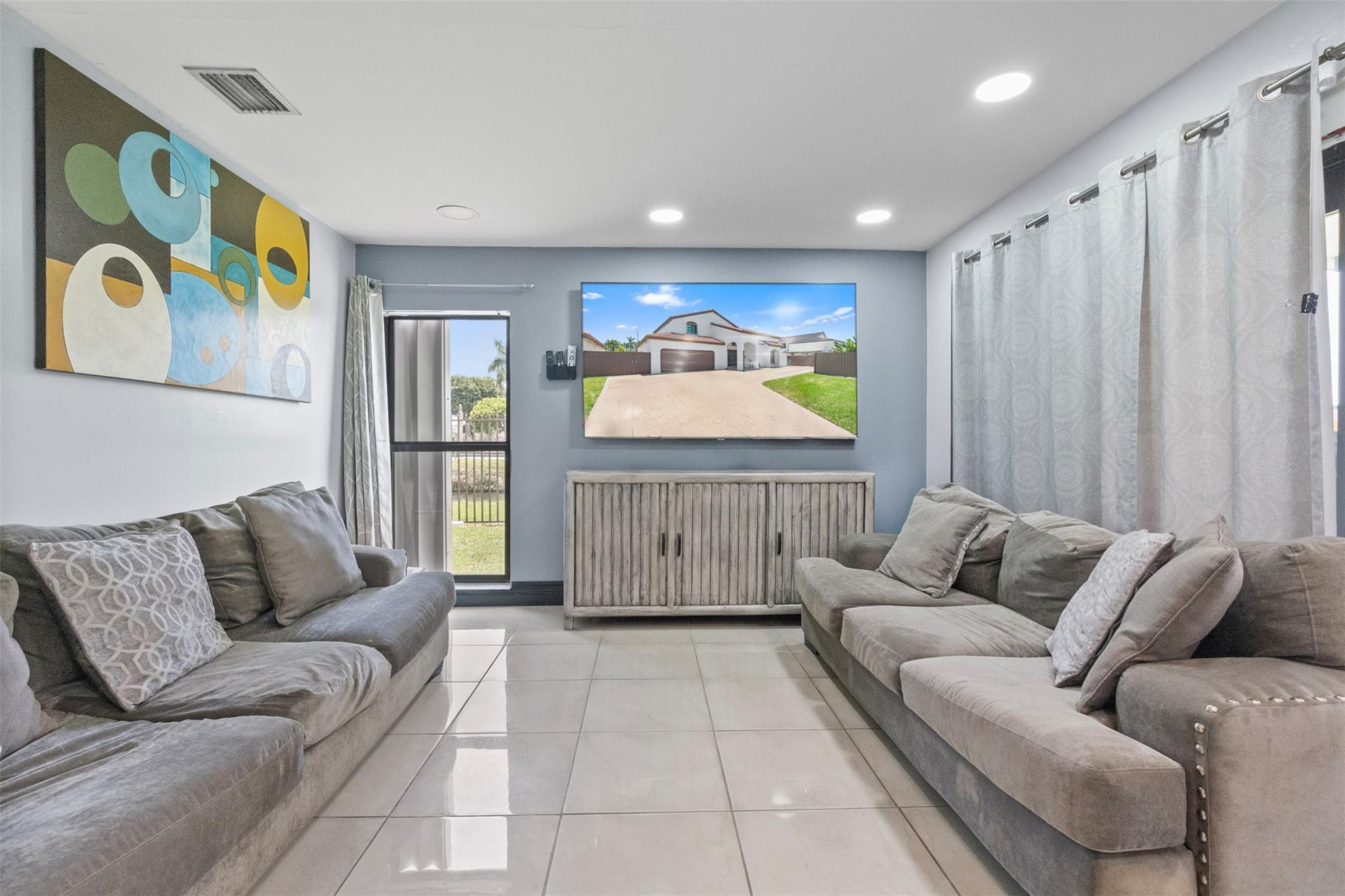 Poinciana Pointe Ph 03 - Residential