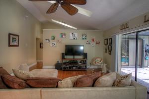 SHORES 2 - Residential