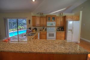 SHORES 2 - Residential