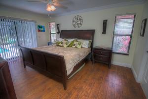 SHORES 2 - Residential