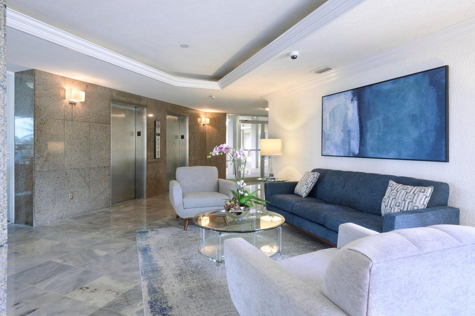 LA BONNE VIE CONDO - Residential Lease