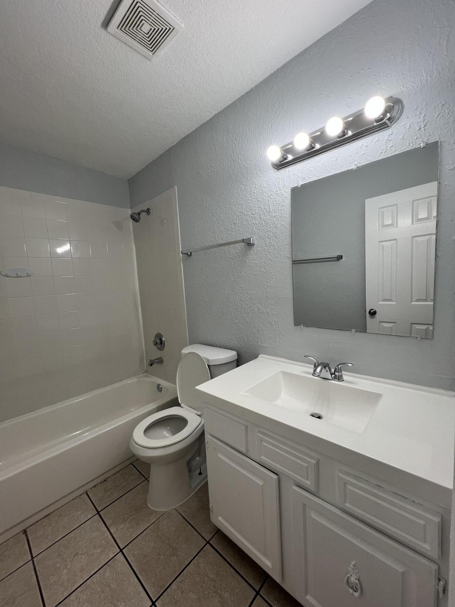 DIXIELAND SUBDIVISION - Residential Lease