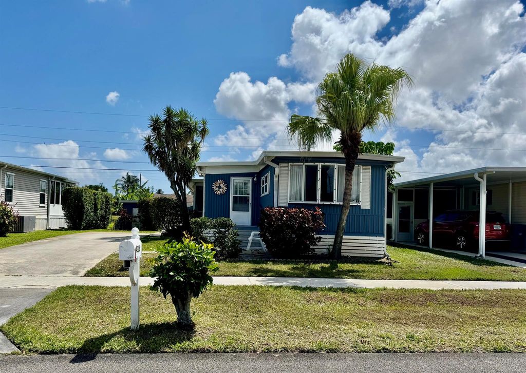 Photo of 4216 Bobwhite Drive, Boynton Beach, FL 33436 (MLS # R11078887)