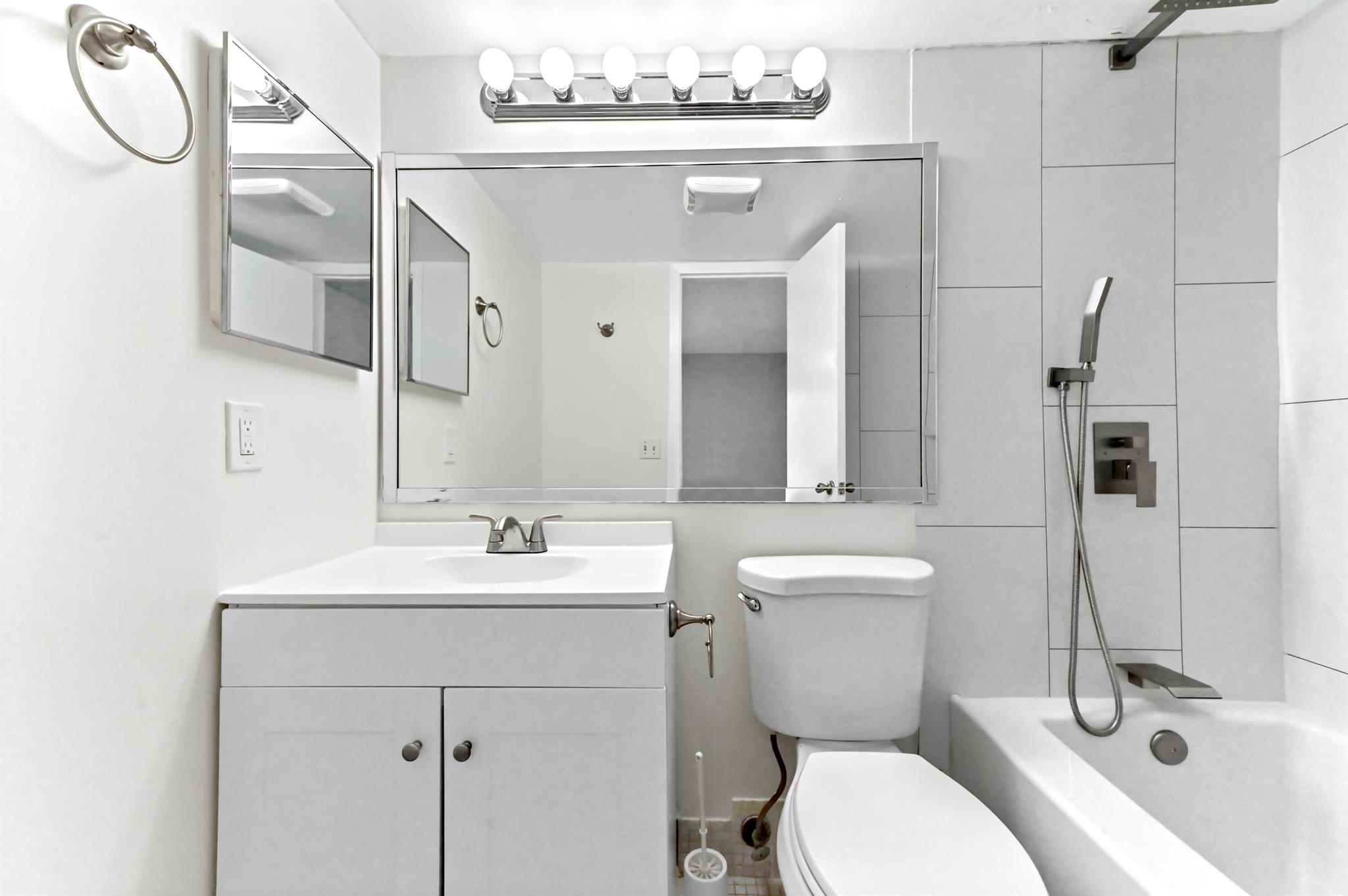 Newcastle At Century Vill - Residential