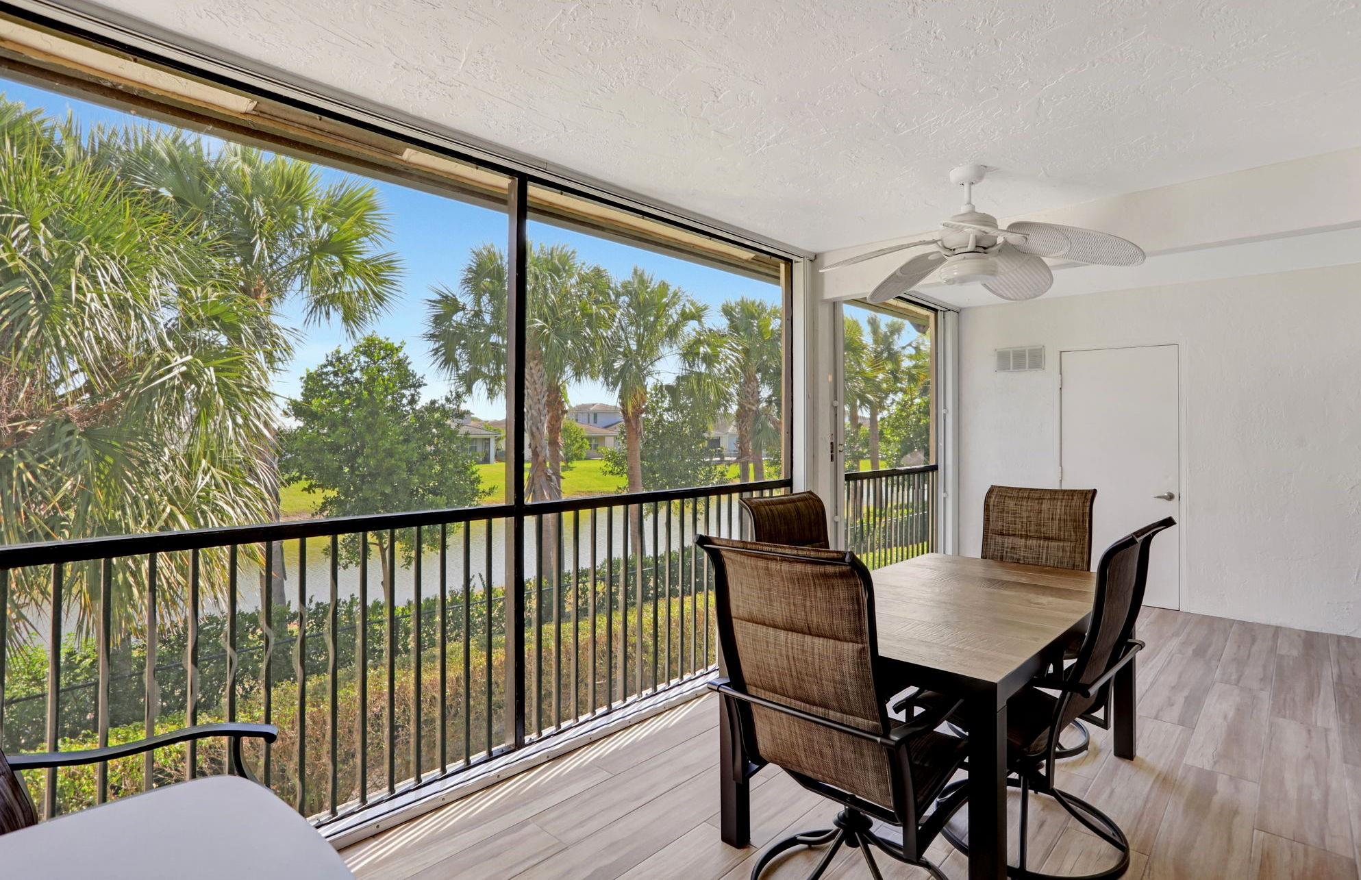 NINTH GREEN CRYSTAL LAKE - Residential