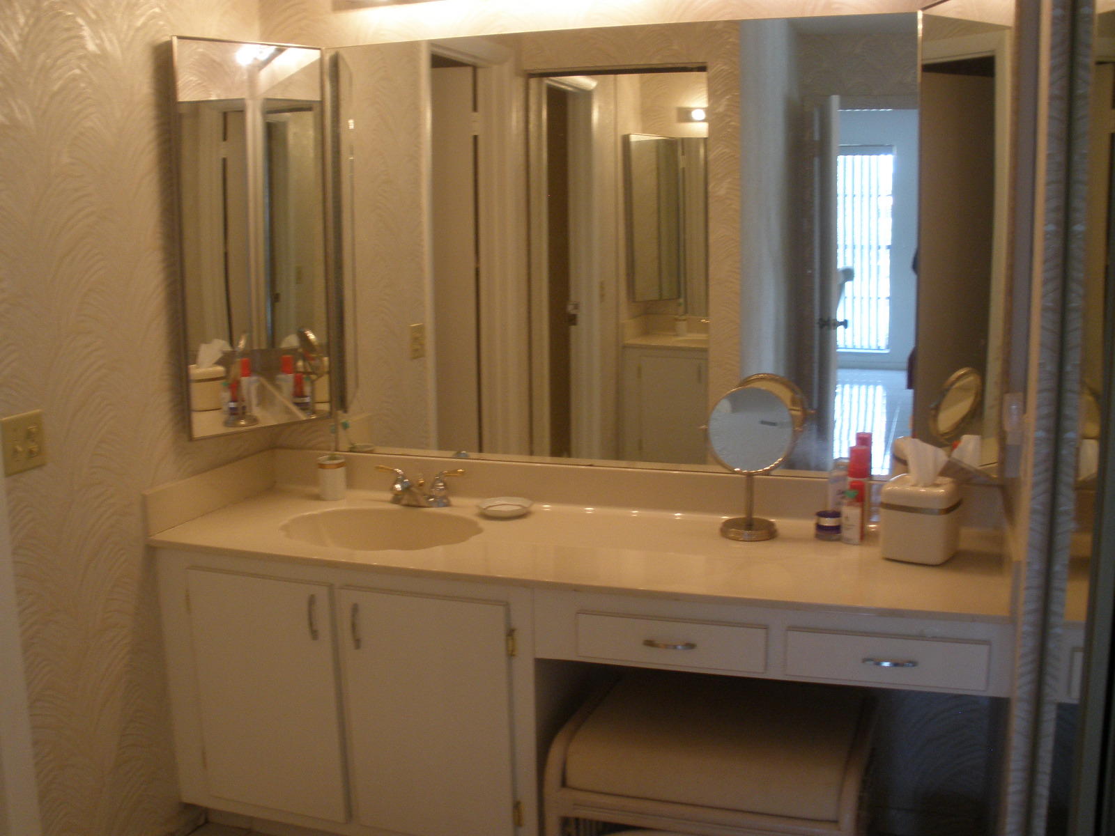 GREENS OF BOCA LAGO - Residential