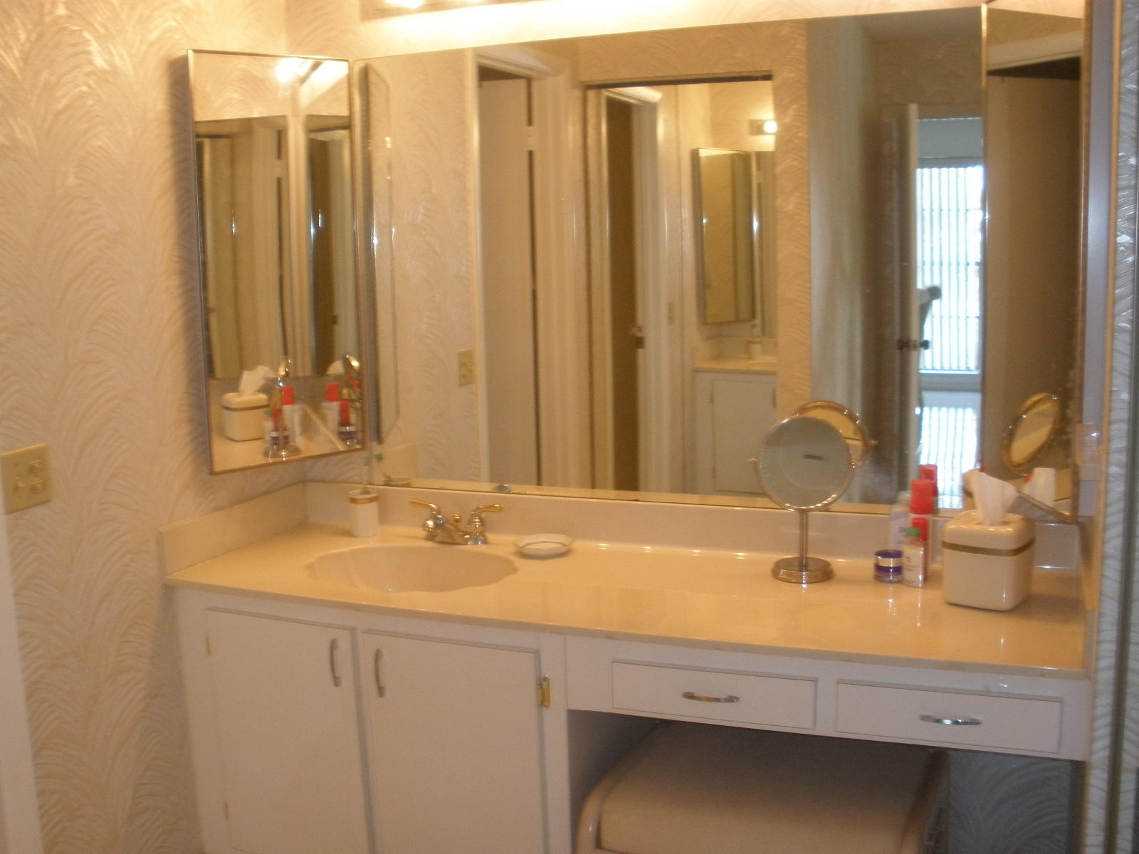 GREENS OF BOCA LAGO - Residential