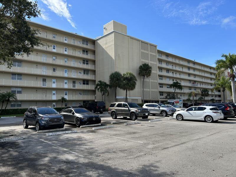 Great East location, near beach, shopping, I-95, Town Center, Mizner Park. Renovated with newer appliances, granite counters, tiled throughout. Oversized balcony with open space views Rent includes WIFI, premium cable. Also available furnished.