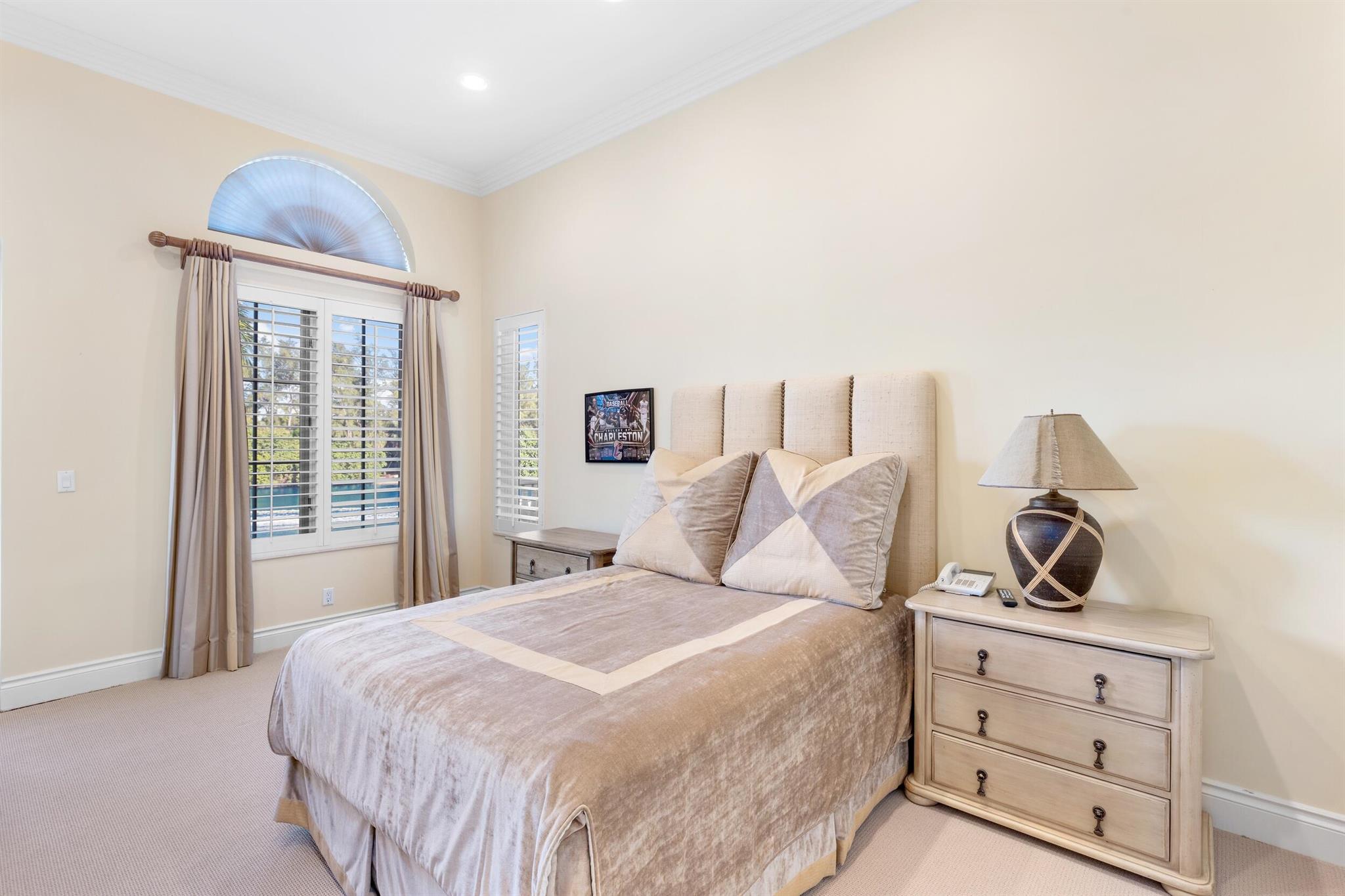 LAKE ROGERS ISLE - Residential