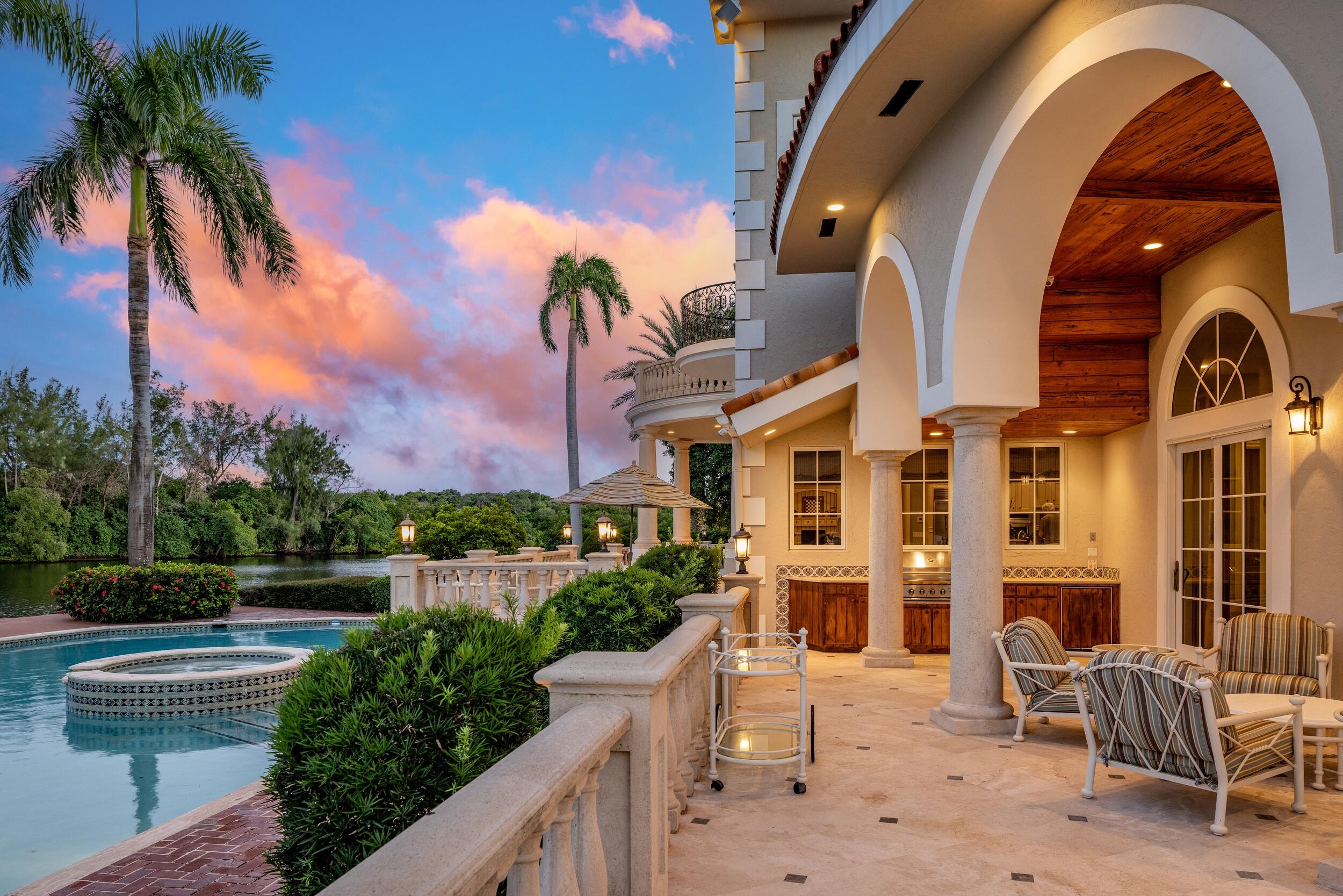 LAKE ROGERS ISLE - Residential