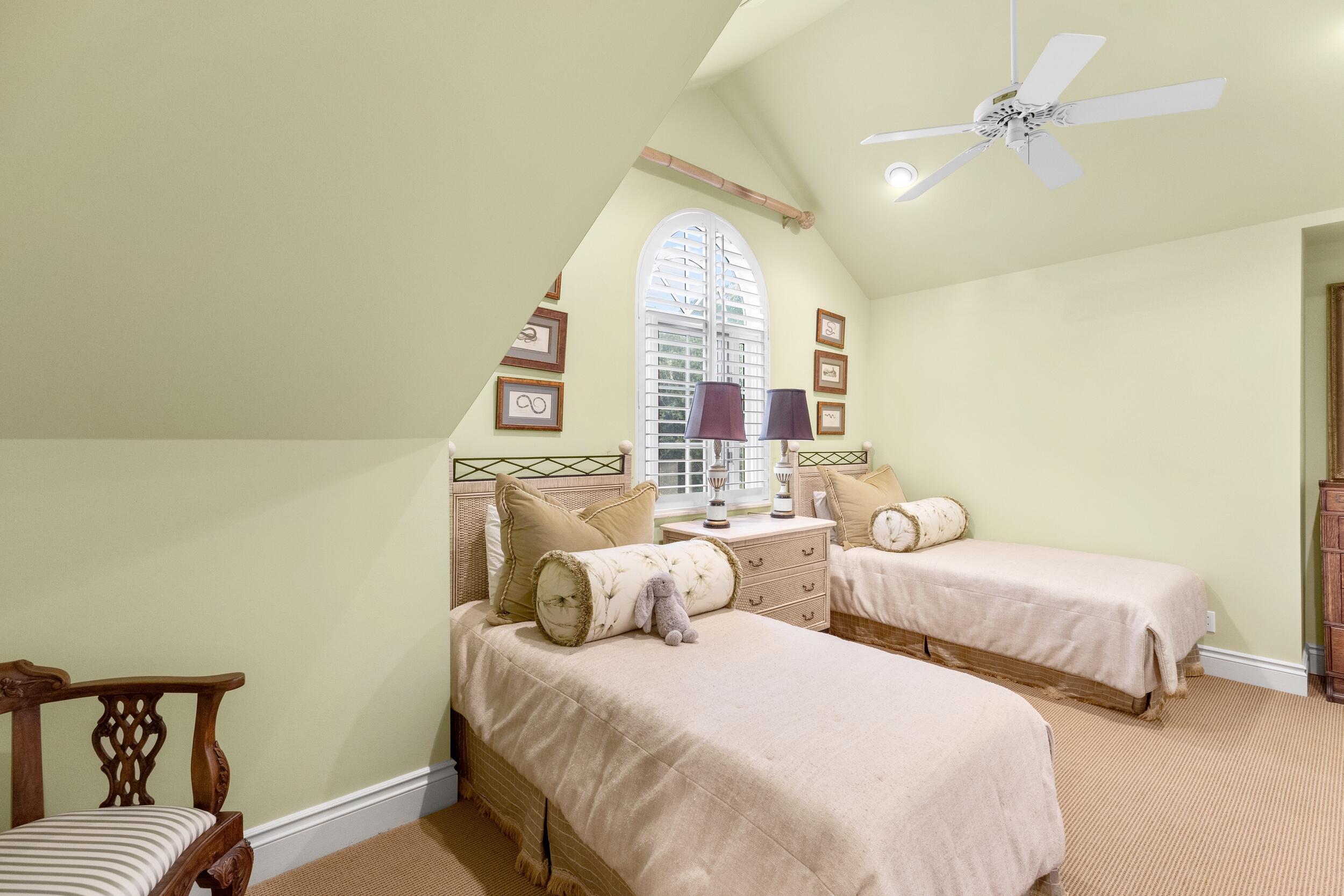 LAKE ROGERS ISLE - Residential