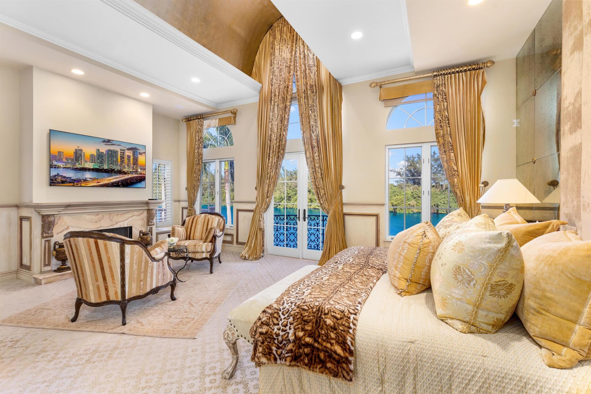 LAKE ROGERS ISLE - Residential