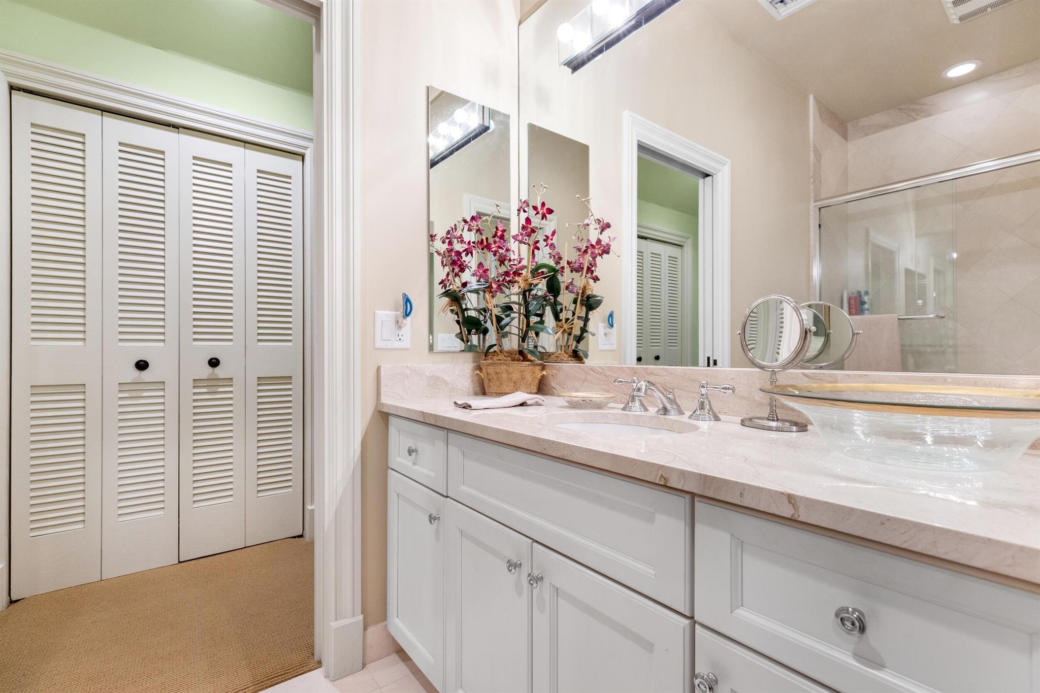 LAKE ROGERS ISLE - Residential