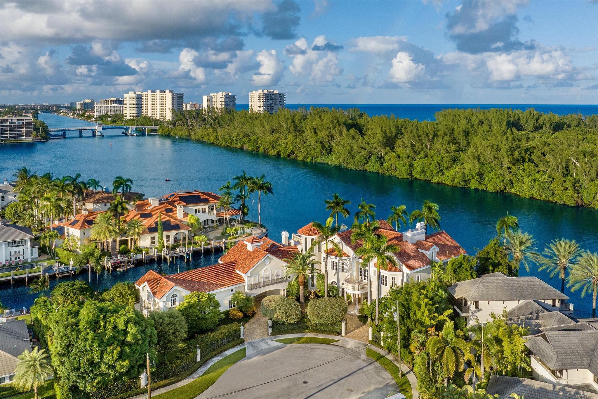 LAKE ROGERS ISLE - Residential