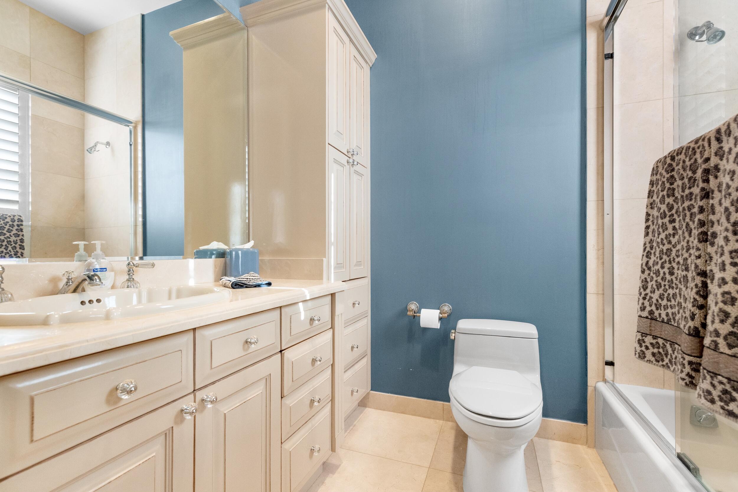 LAKE ROGERS ISLE - Residential