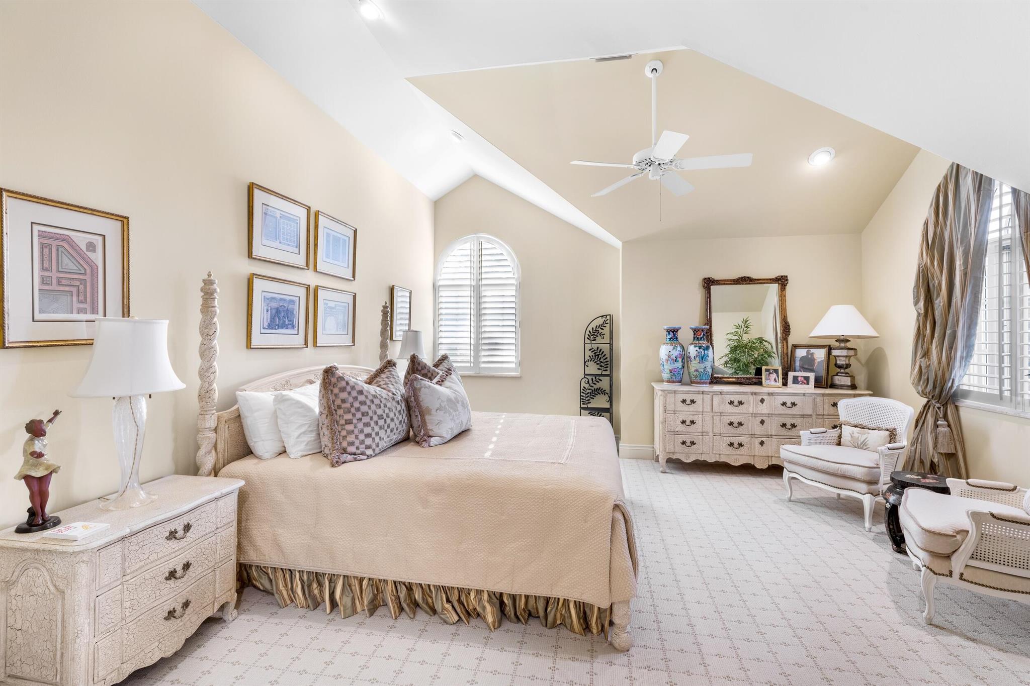 LAKE ROGERS ISLE - Residential