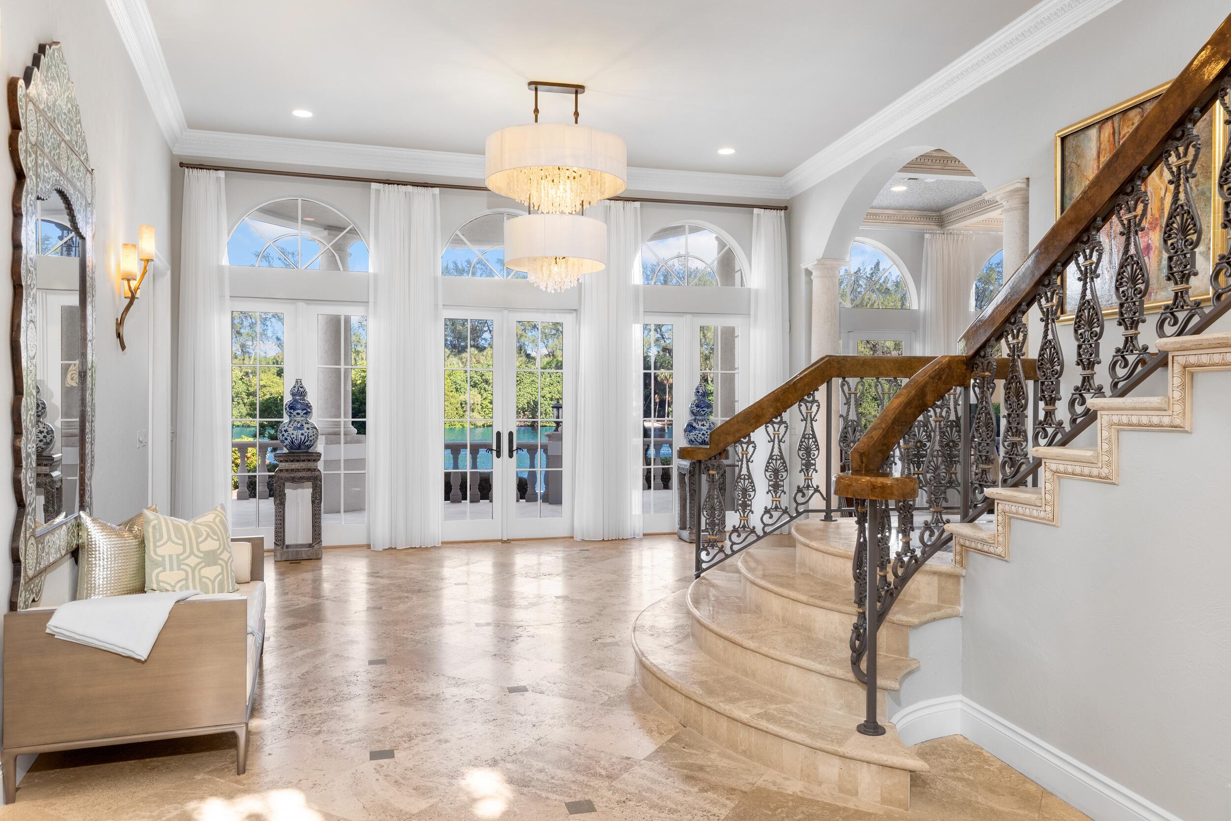 LAKE ROGERS ISLE - Residential