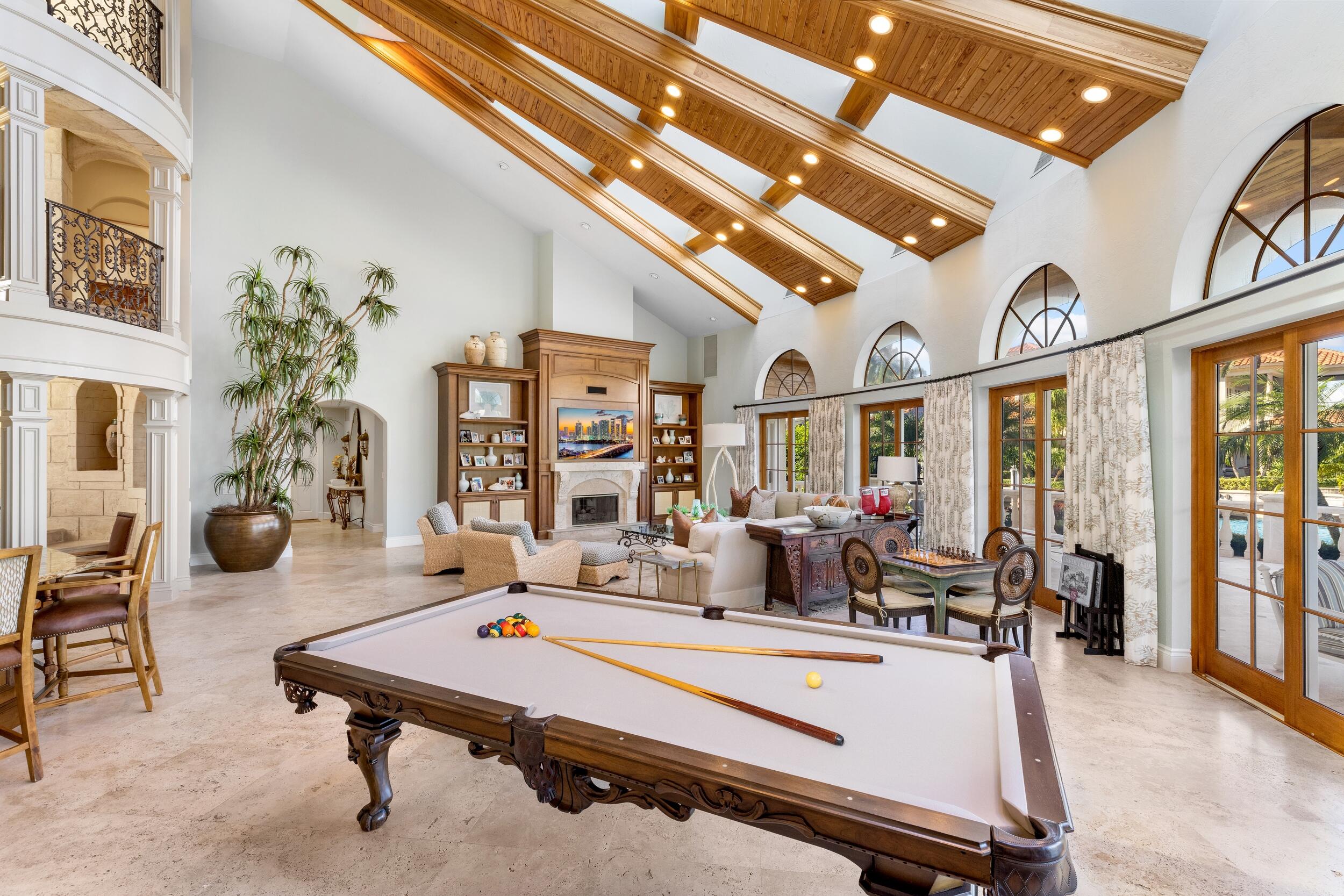 LAKE ROGERS ISLE - Residential