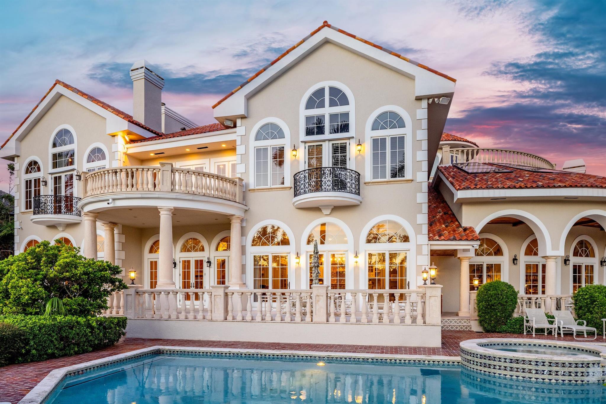 LAKE ROGERS ISLE - Residential