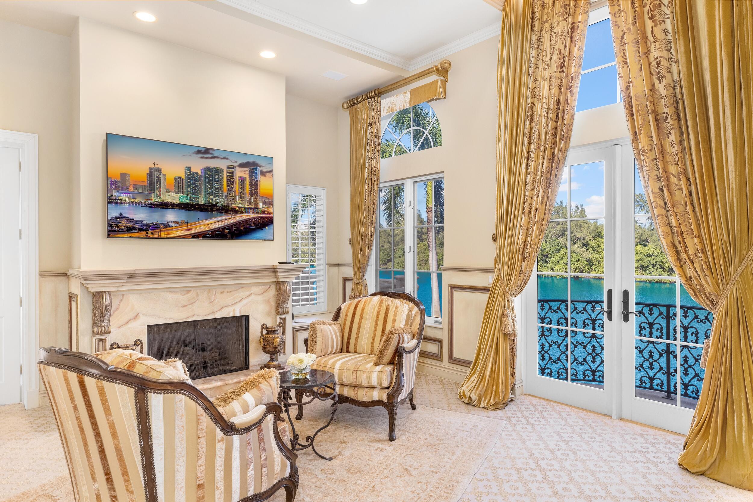 LAKE ROGERS ISLE - Residential