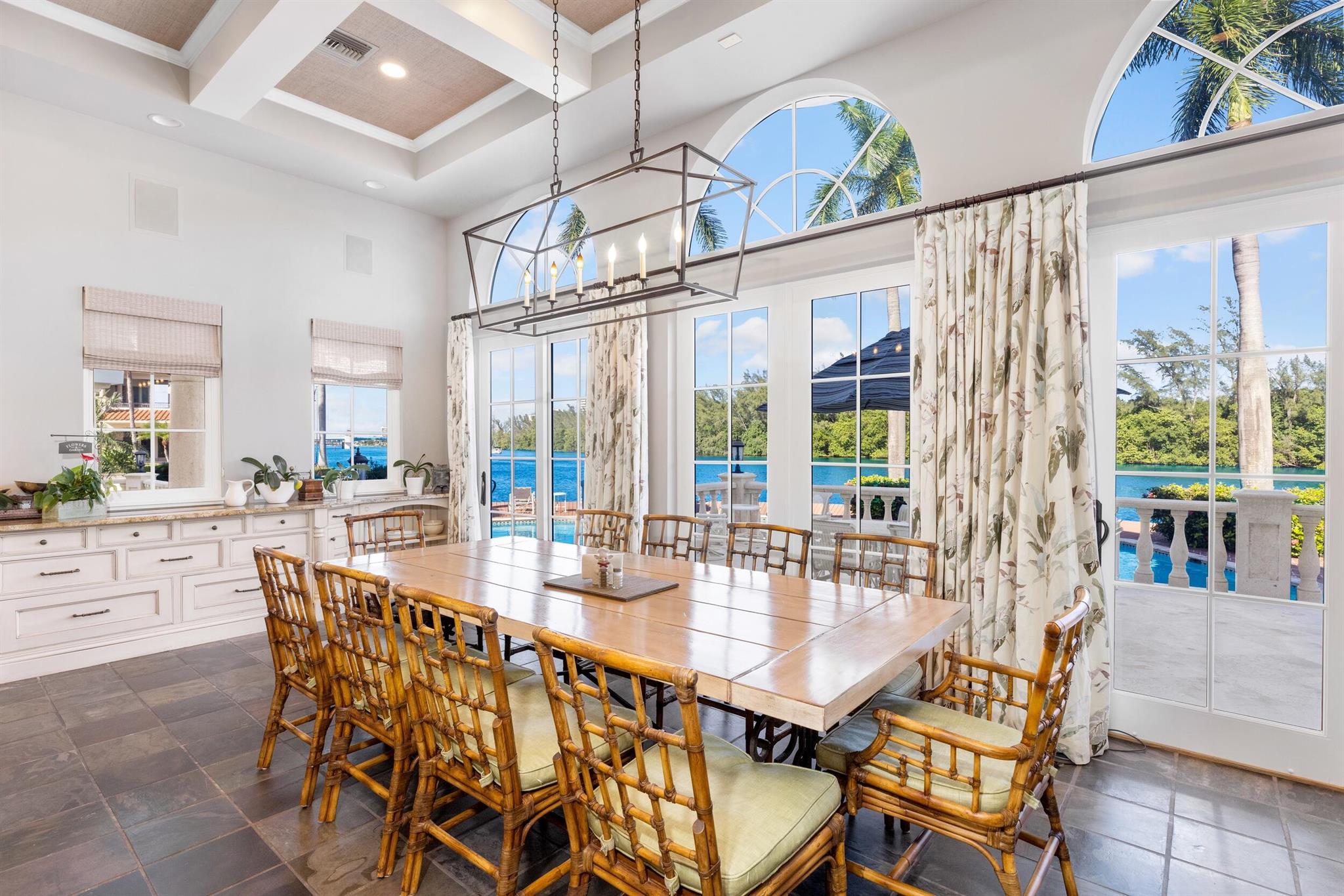 LAKE ROGERS ISLE - Residential