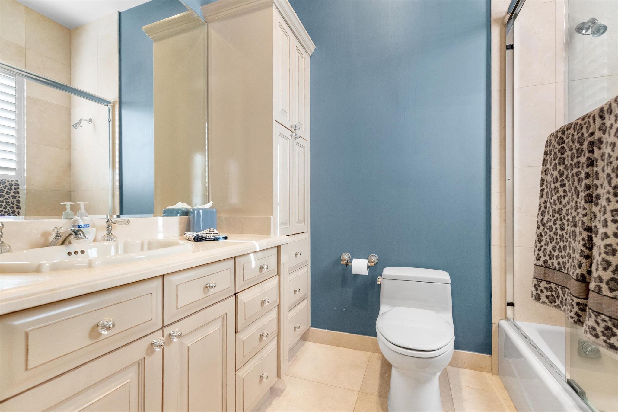 LAKE ROGERS ISLE - Residential