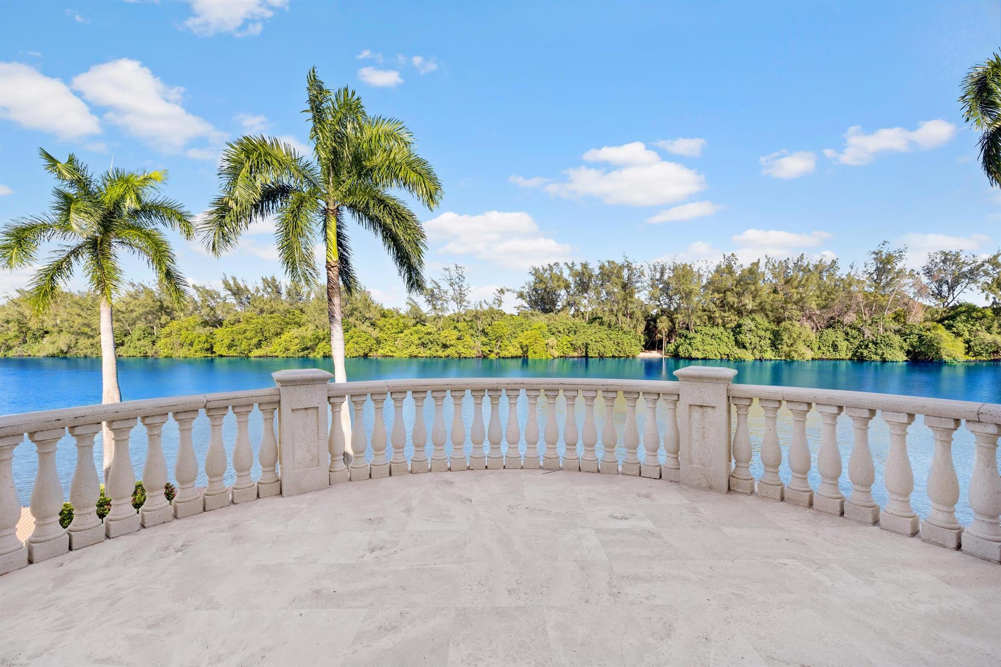 LAKE ROGERS ISLE - Residential