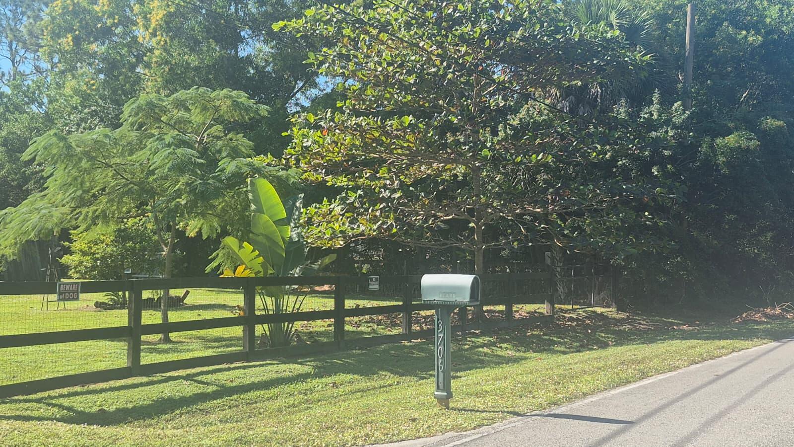 THE ACREAGE - Residential