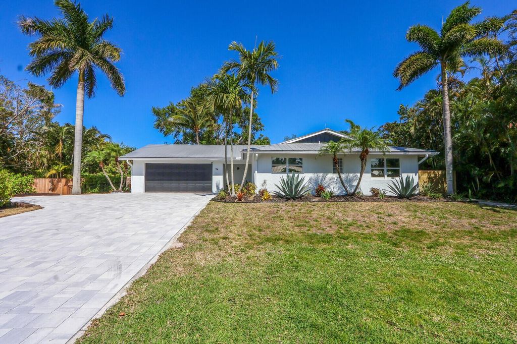 Photo of 96 S Sewalls Point Road, Sewalls Point, FL 34996 (MLS # R11059952)